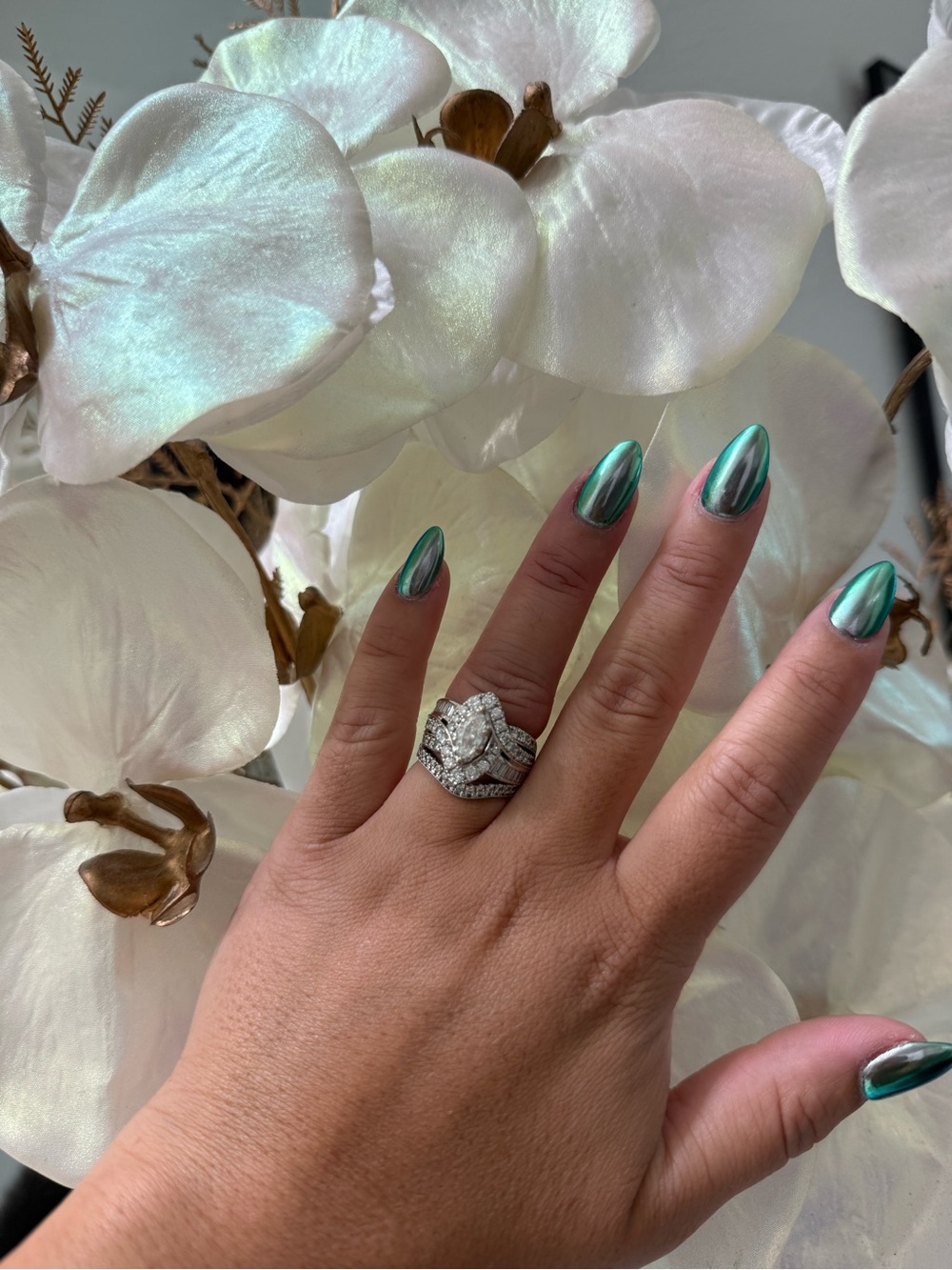 Diamond Halo Bridal Ring Set